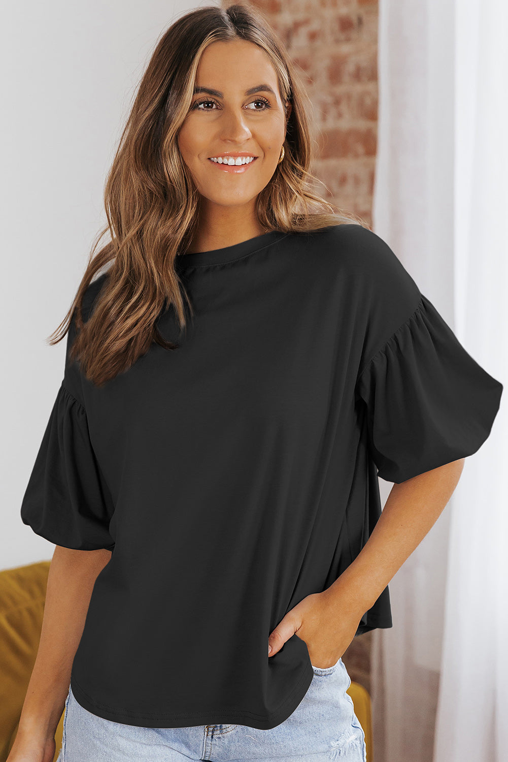 Women’s Puff Sleeve Curved Hem Blouse