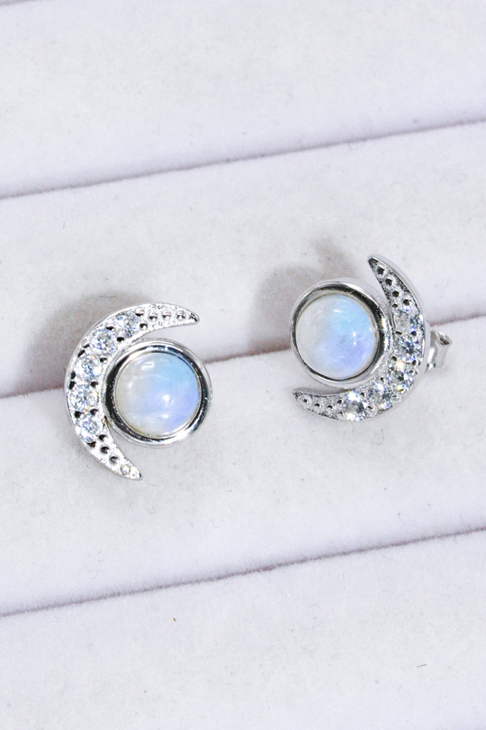 Women’s 925 Sterling Silver Moonstone Stud Earrings