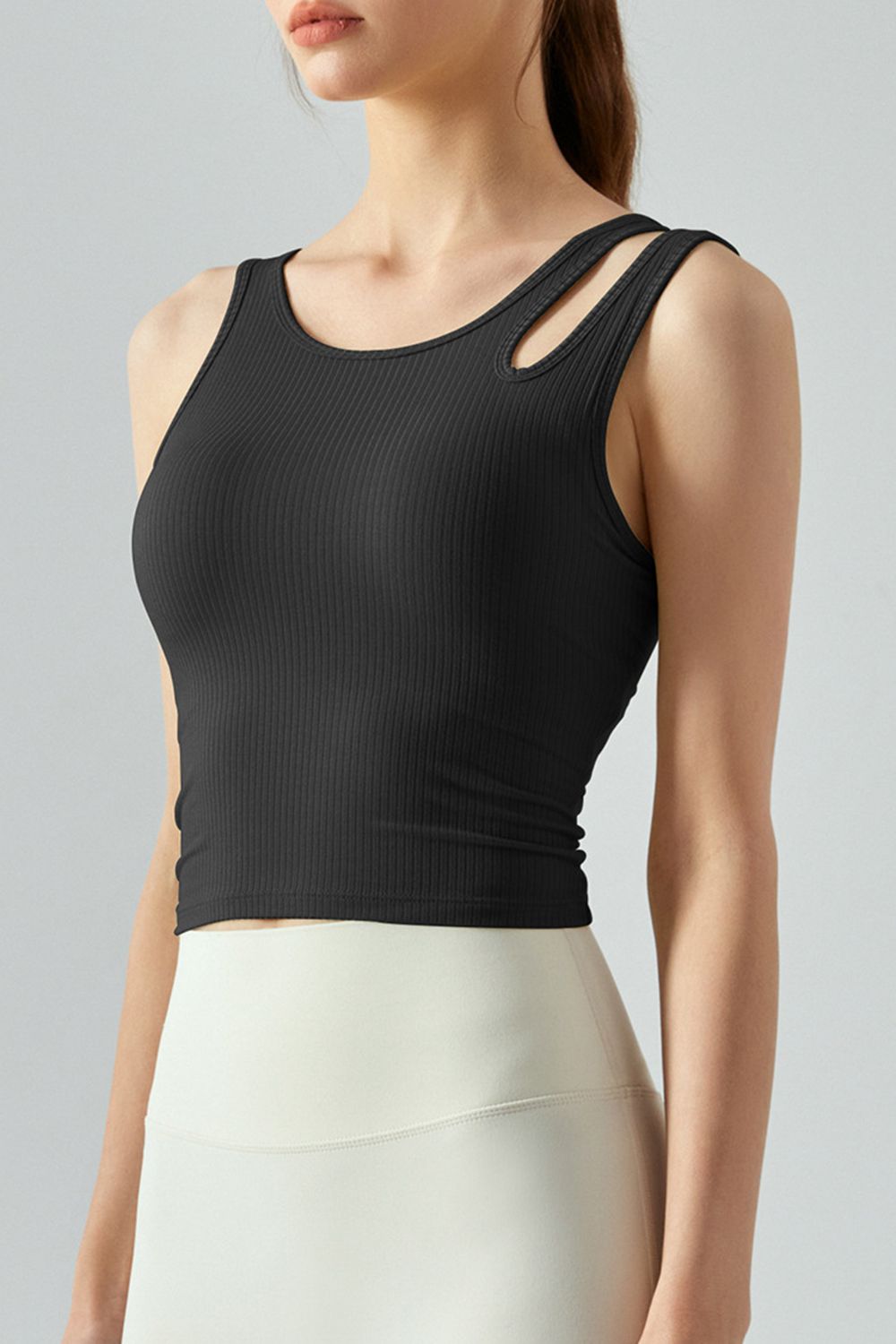 Women’s Ribbed Round Neck Sports Tank Top