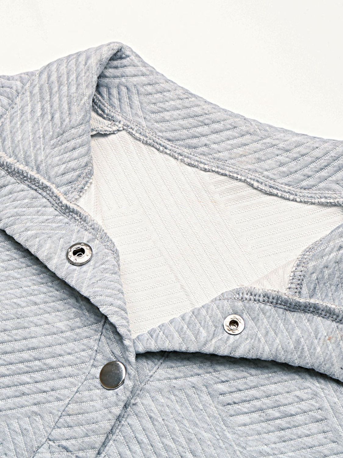 Women’s Raglan Sleeve Collared Neck Sweatshirt with Pocket