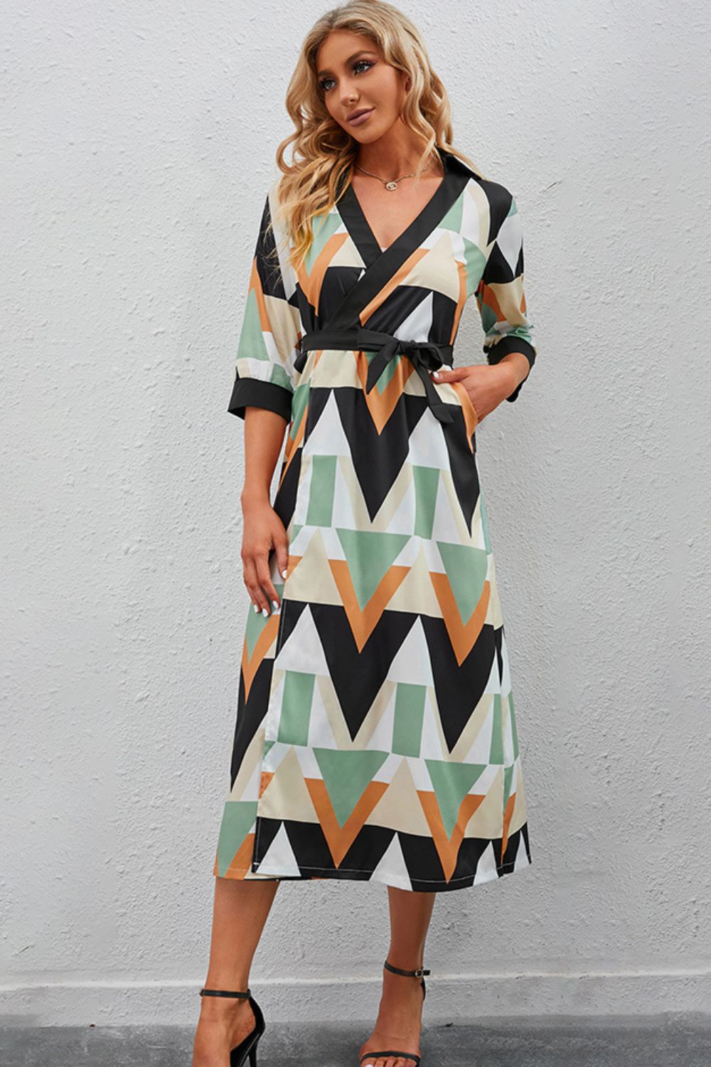 Women’s Printed Three-Quarter Sleeve Tied Midi Dress