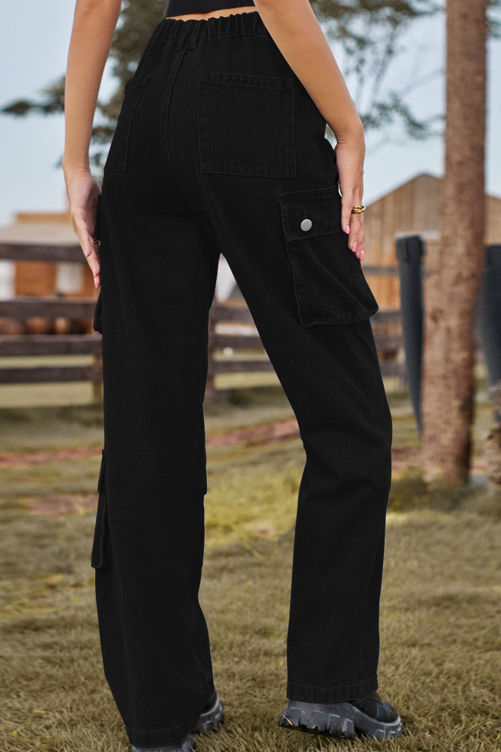 Women’s Loose Fit Long Jeans with Pockets