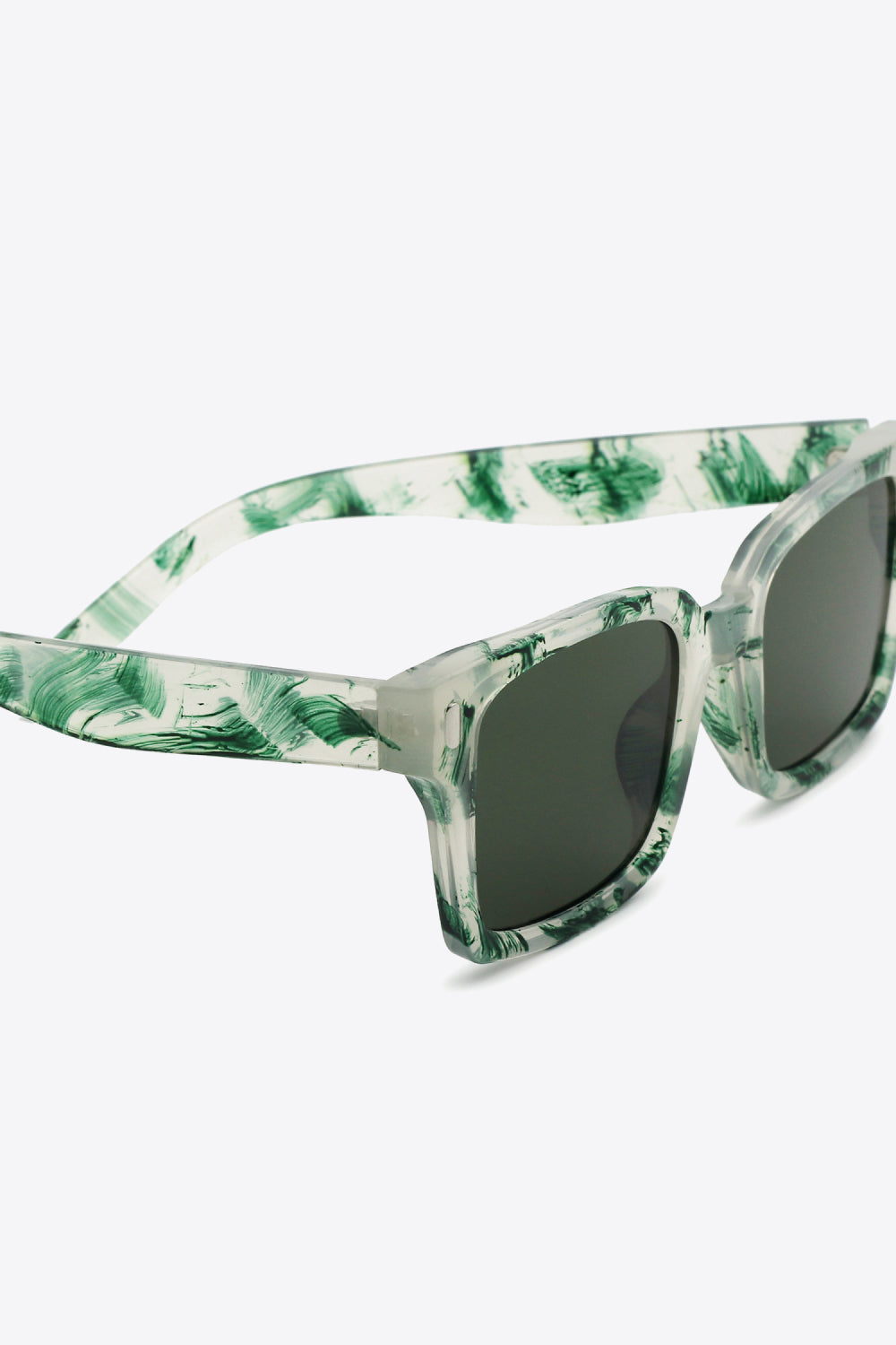 Women’s UV400 Polycarbonate Square Sunglasses