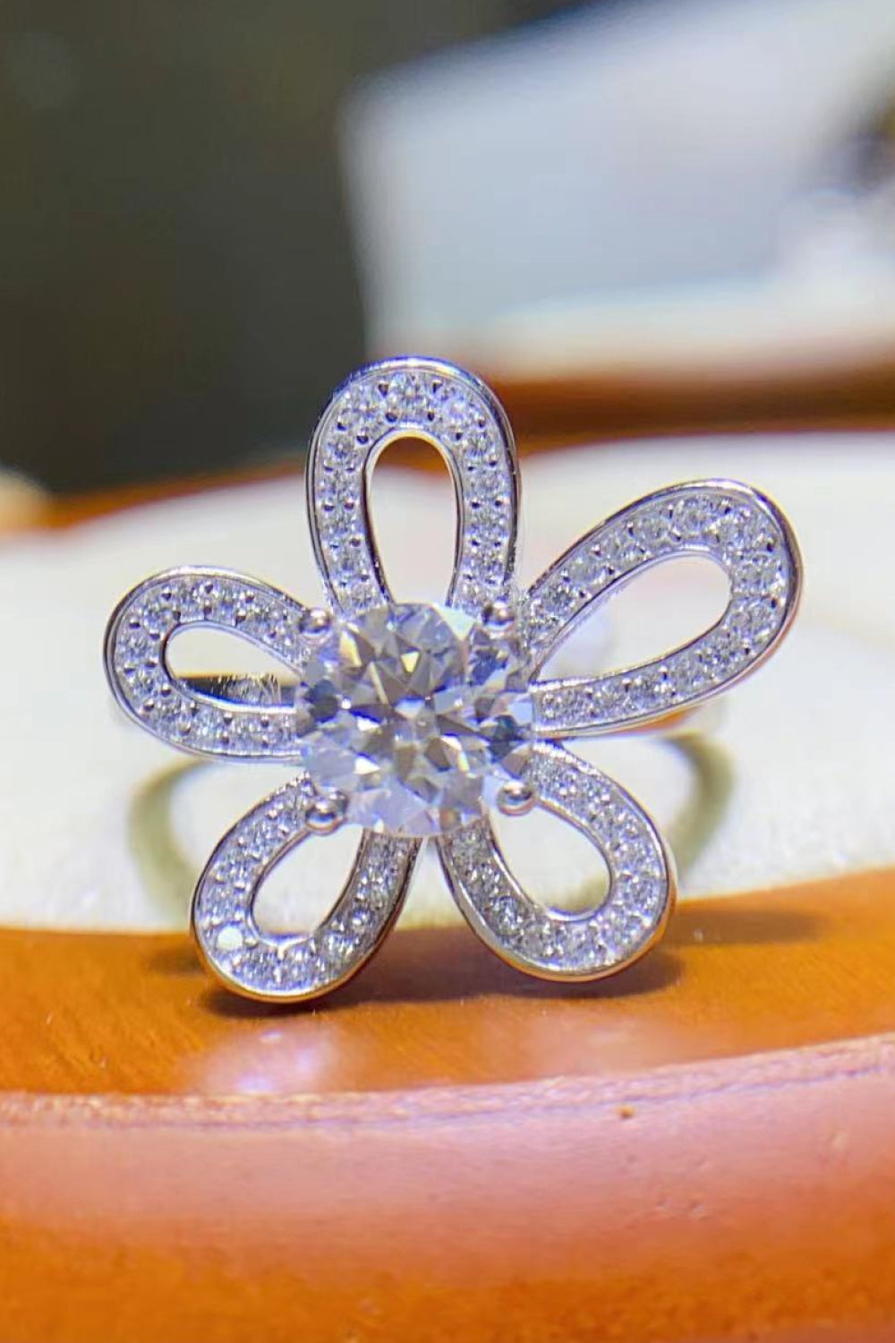 Women’s 1 Carat Moissanite Flower-Shape Open Ring