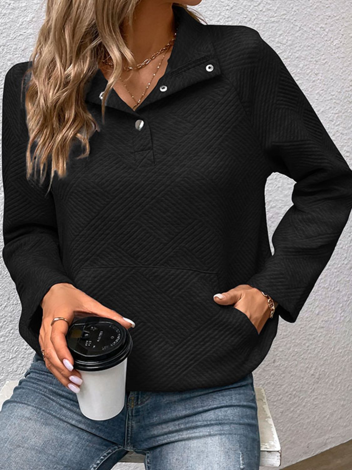 Women’s Raglan Sleeve Collared Neck Sweatshirt with Pocket