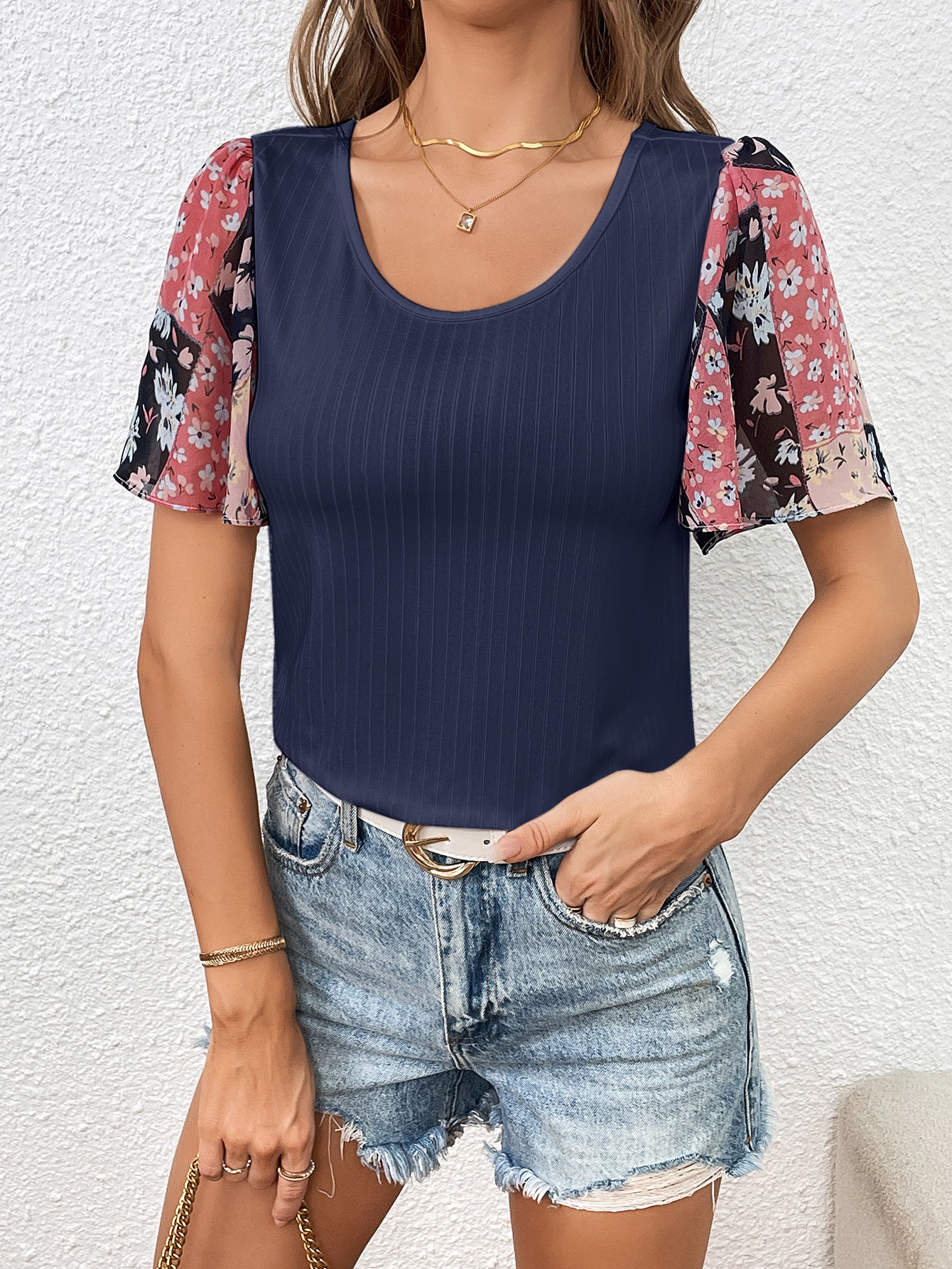 Women’s Printed Puff Sleeve Round Neck Tee