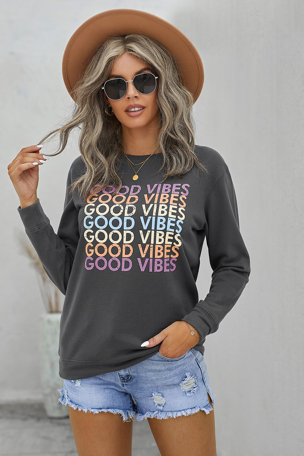 Women’s GOOD VIBES Graphic Sweatshirt