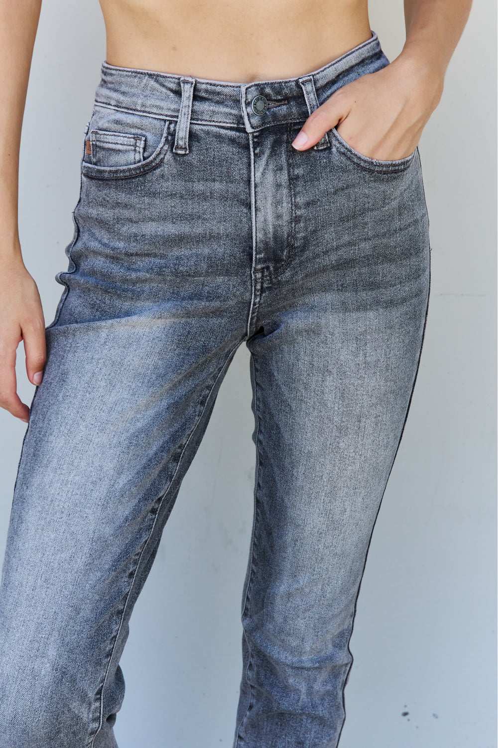 Women’s Judy Blue Racquel Full Size High Waisted Stone Wash Slim Fit Jeans