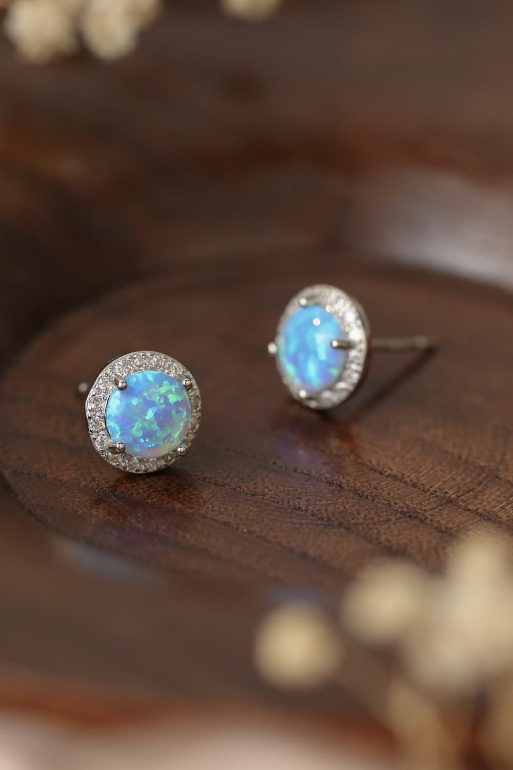 Women’s 925 Sterling Silver Platinum-Plated Opal Round Stud Earrings