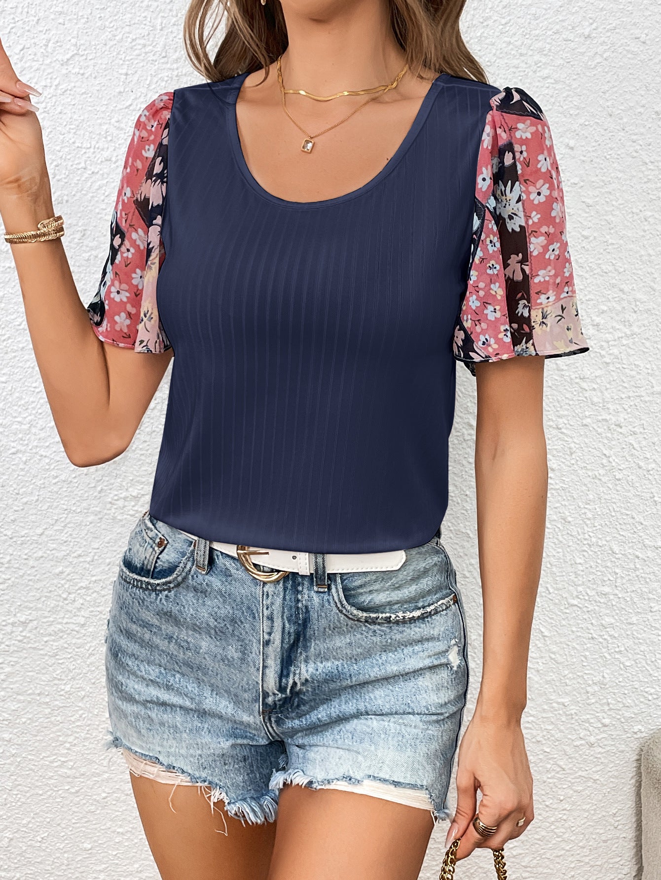 Women’s Printed Puff Sleeve Round Neck Tee