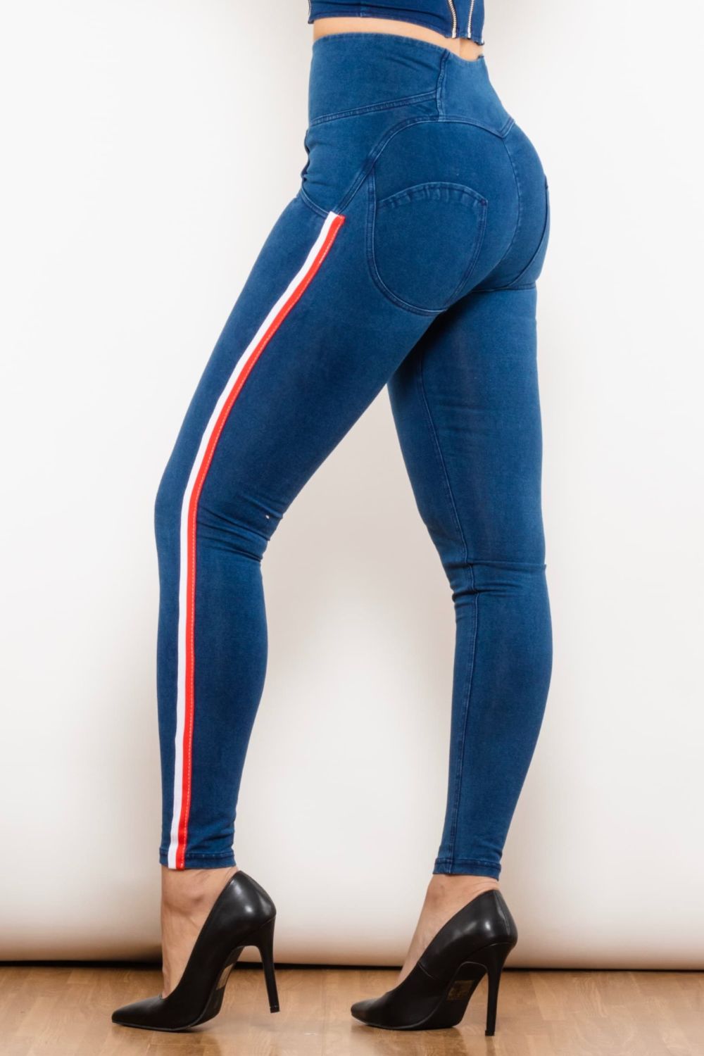 Women’s Side Stripe Zip Closure Skinny Jeans