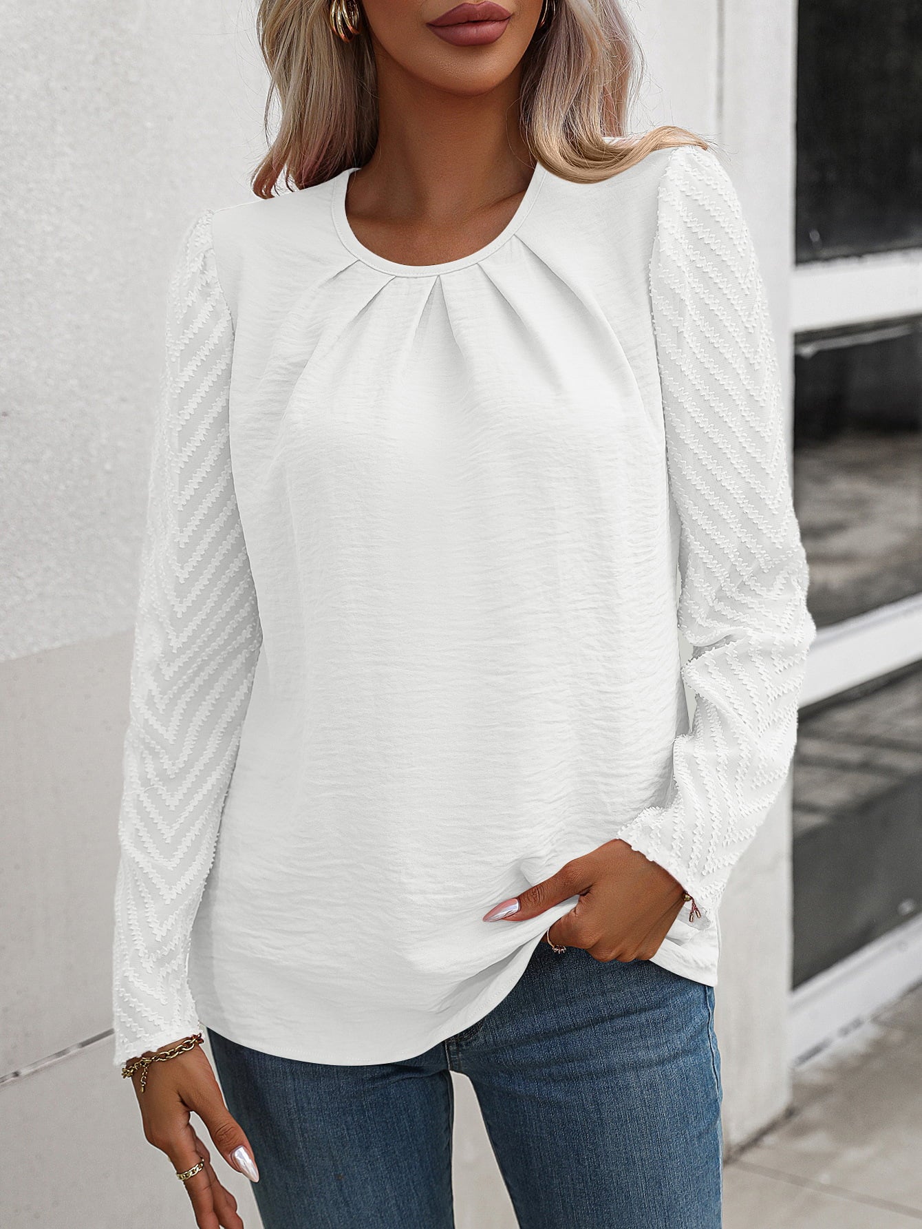 Women’s Ruched Round Neck Puff Sleeve Blouse