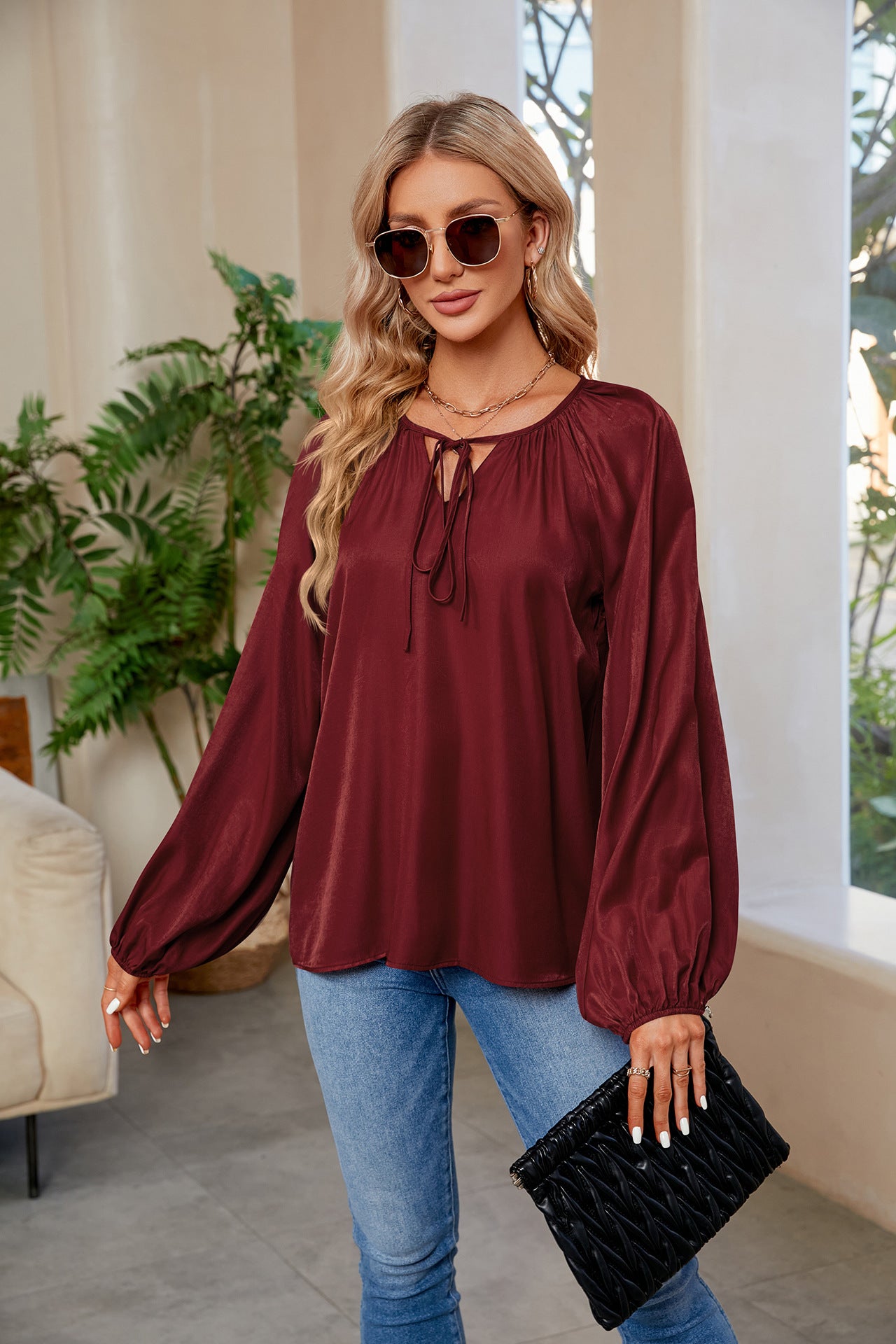 Women’s Tie Neck Balloon Sleeve Blouse