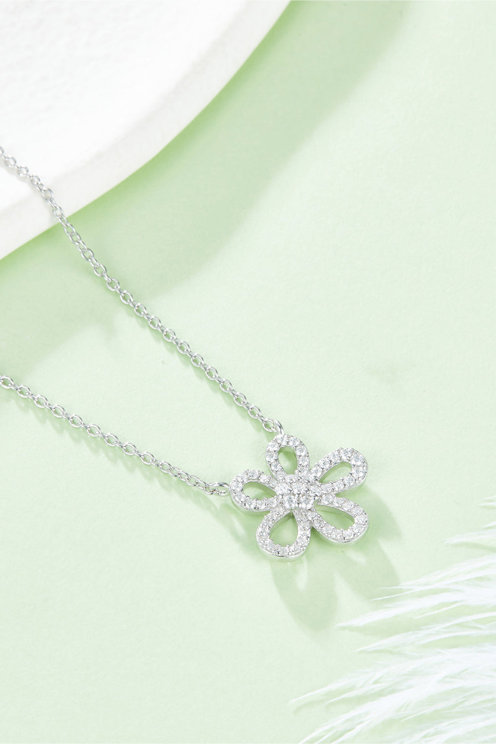 Women’s Moissanite Flower Pendant 925 Sterling Silver Necklace