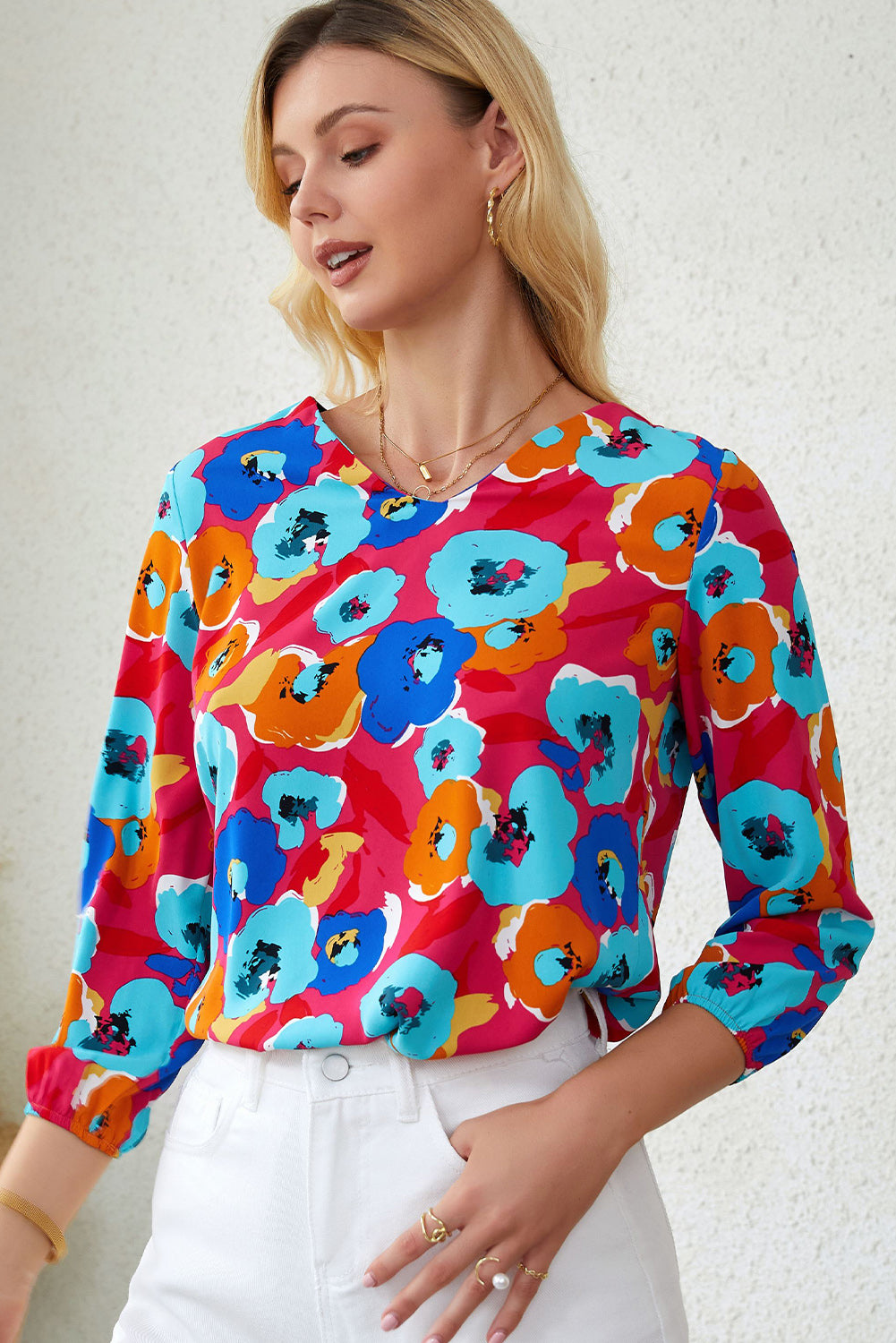 Women’s Floral V-Neck Three-Quarter Sleeve Top