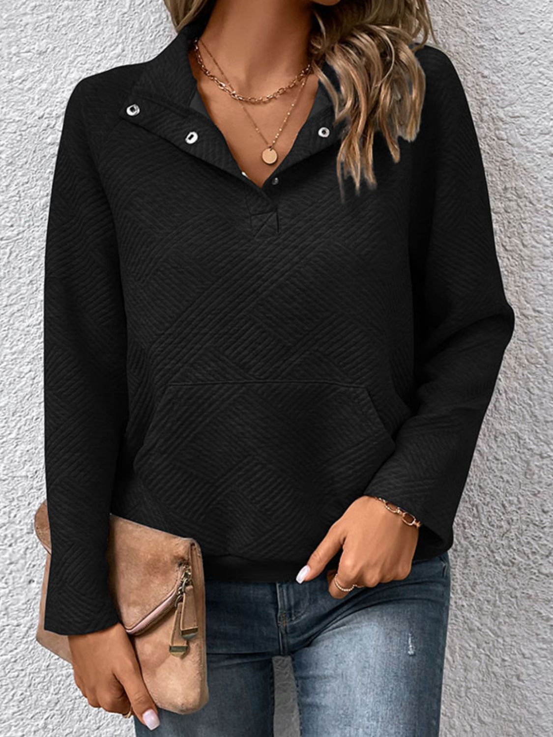 Women’s Raglan Sleeve Collared Neck Sweatshirt with Pocket