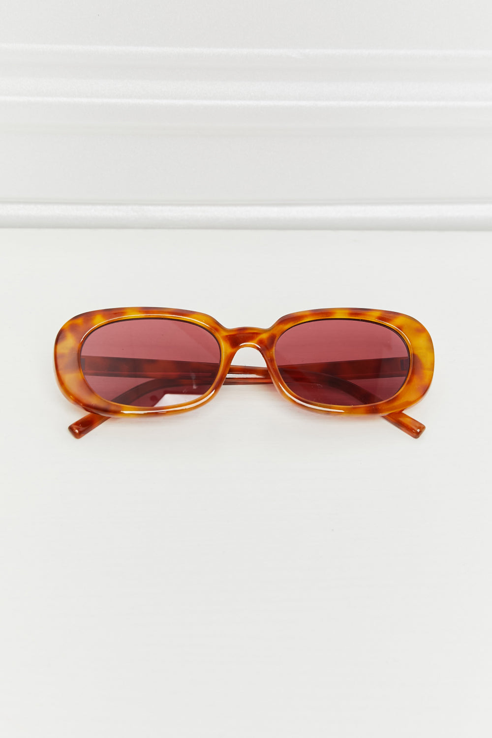 Women’s Oval Full Rim Sunglasses