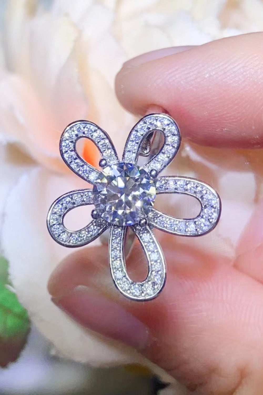 Women’s 1 Carat Moissanite Flower-Shape Open Ring