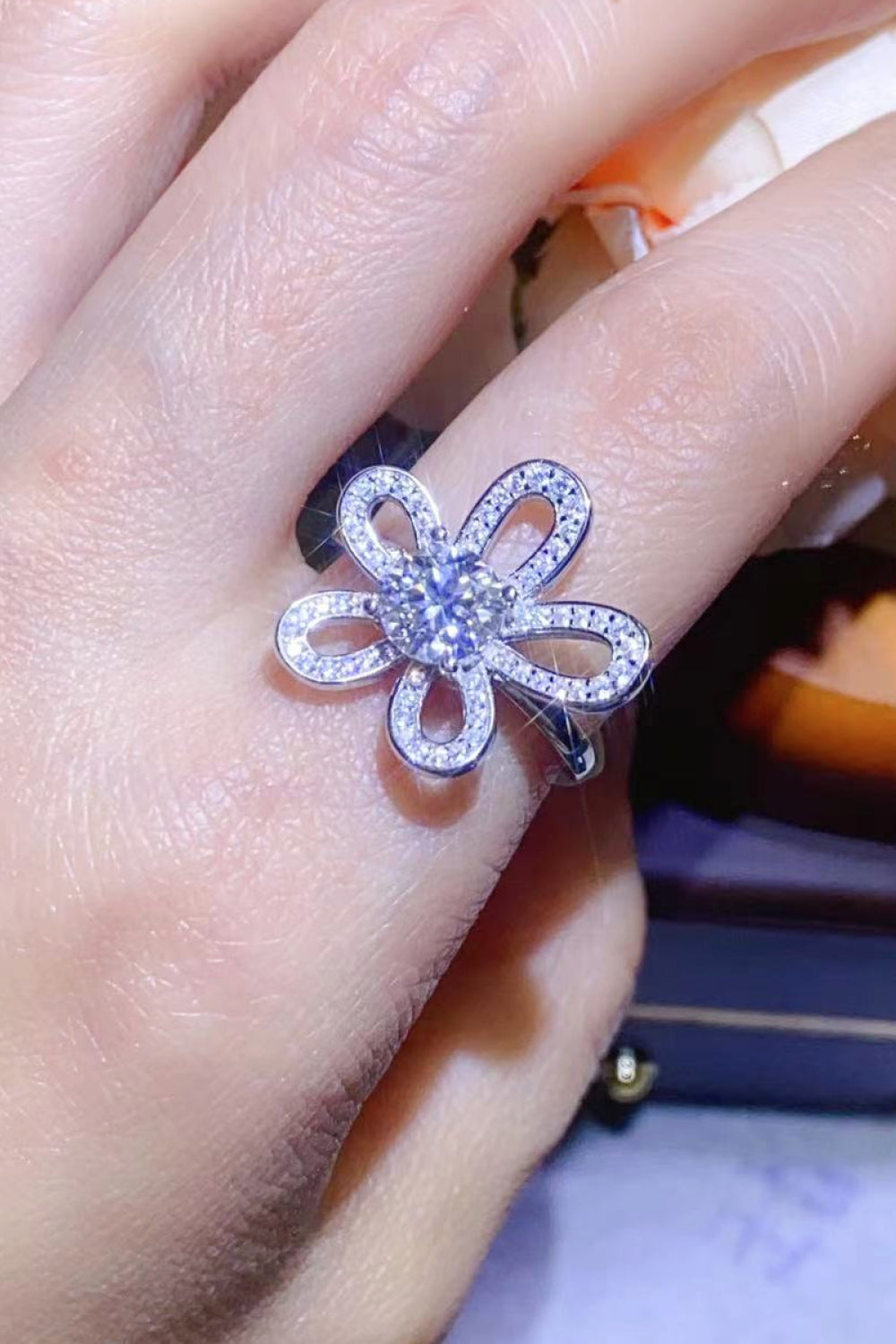 Women’s 1 Carat Moissanite Flower-Shape Open Ring