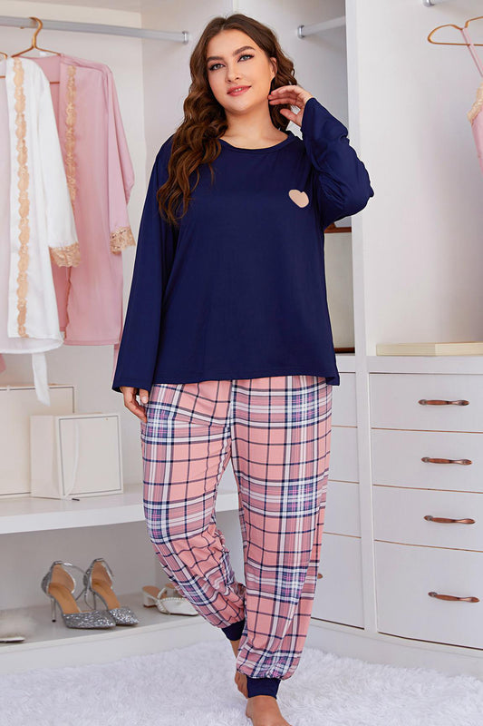 Women’s Plus Size Heart Graphic Top and Plaid Joggers Lounge Set