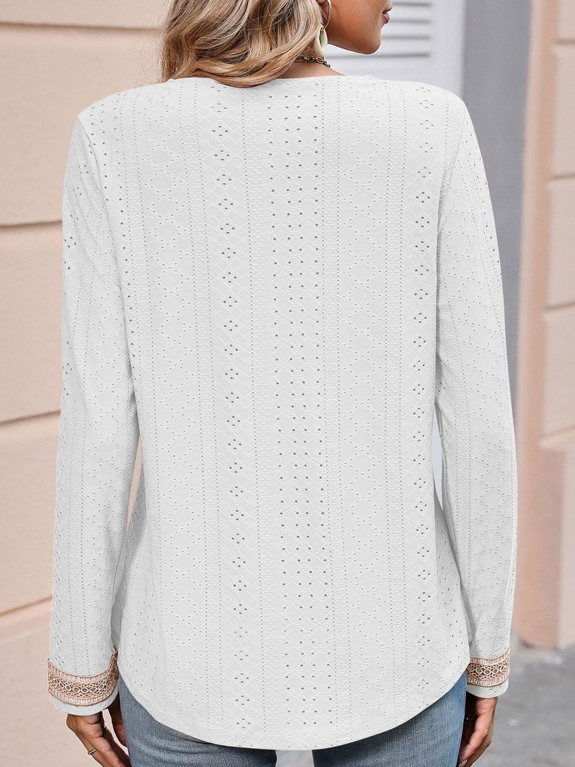 Women’s Contrast V-Neck Eyelet Long Sleeve Top