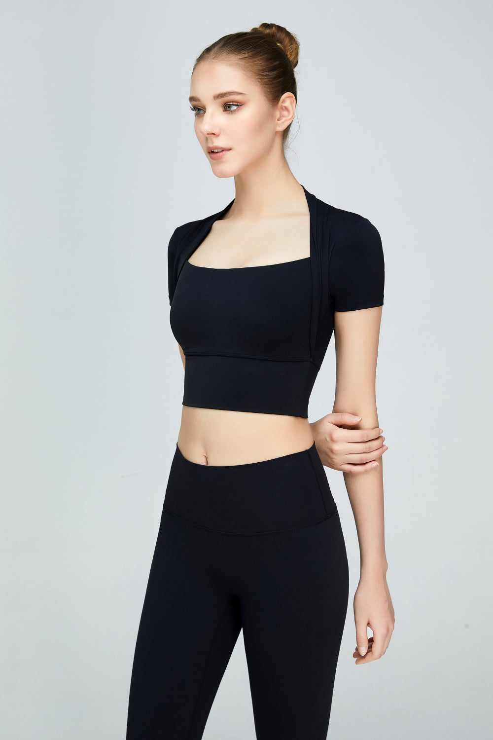 Women’s Short Sleeve Cropped Sports Top