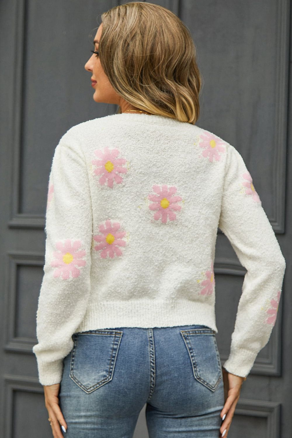 Women’s Flower Pattern Round Neck Short Sleeve Pullover Sweater