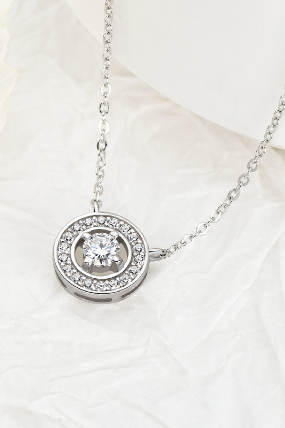 Women’s 925 Sterling Silver Moissanite Geometric Pendant Necklace