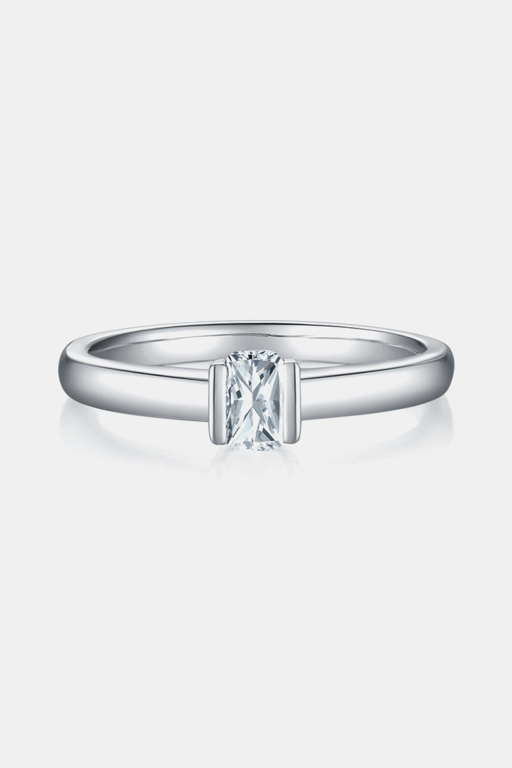 Women’s Moissanite 925 Sterling Silver Solitaire Ring