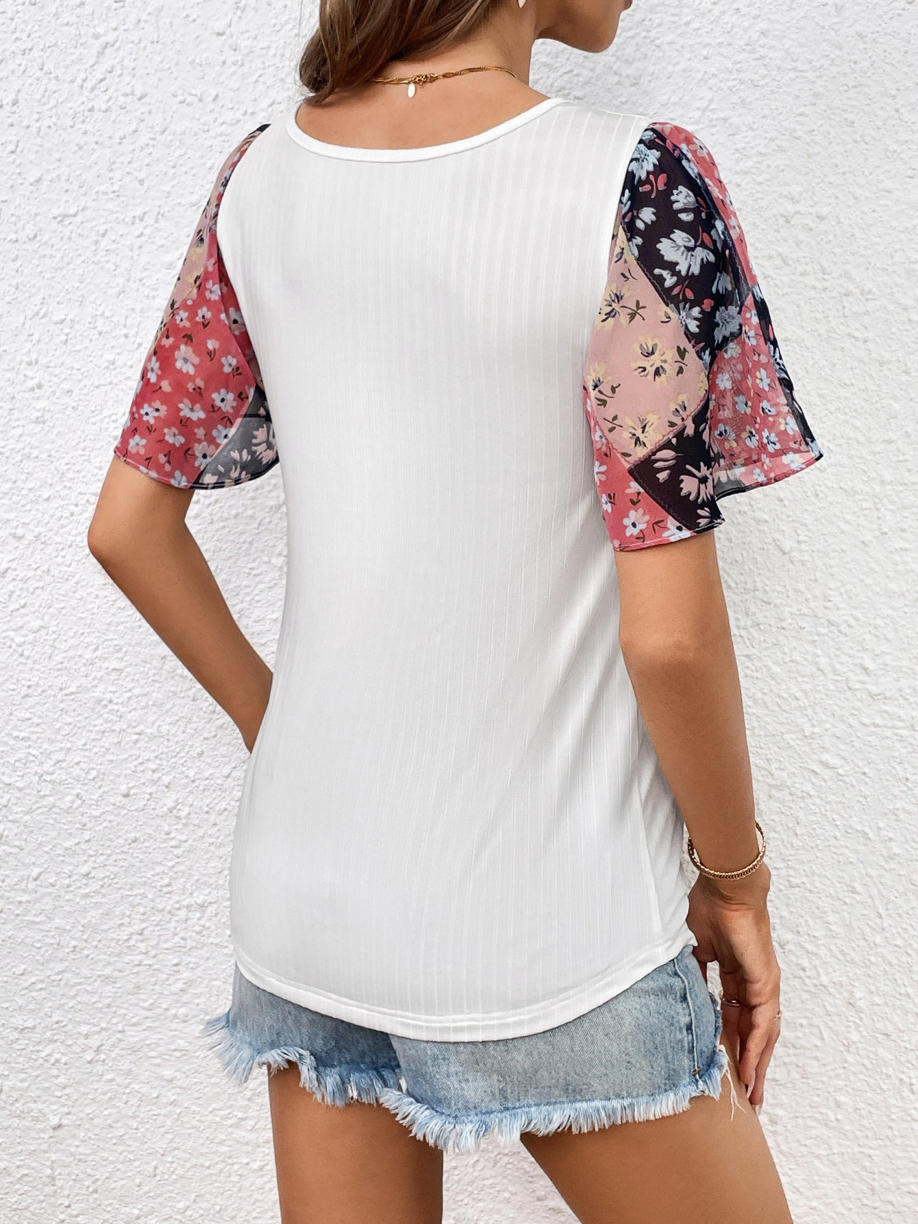 Women’s Printed Puff Sleeve Round Neck Tee