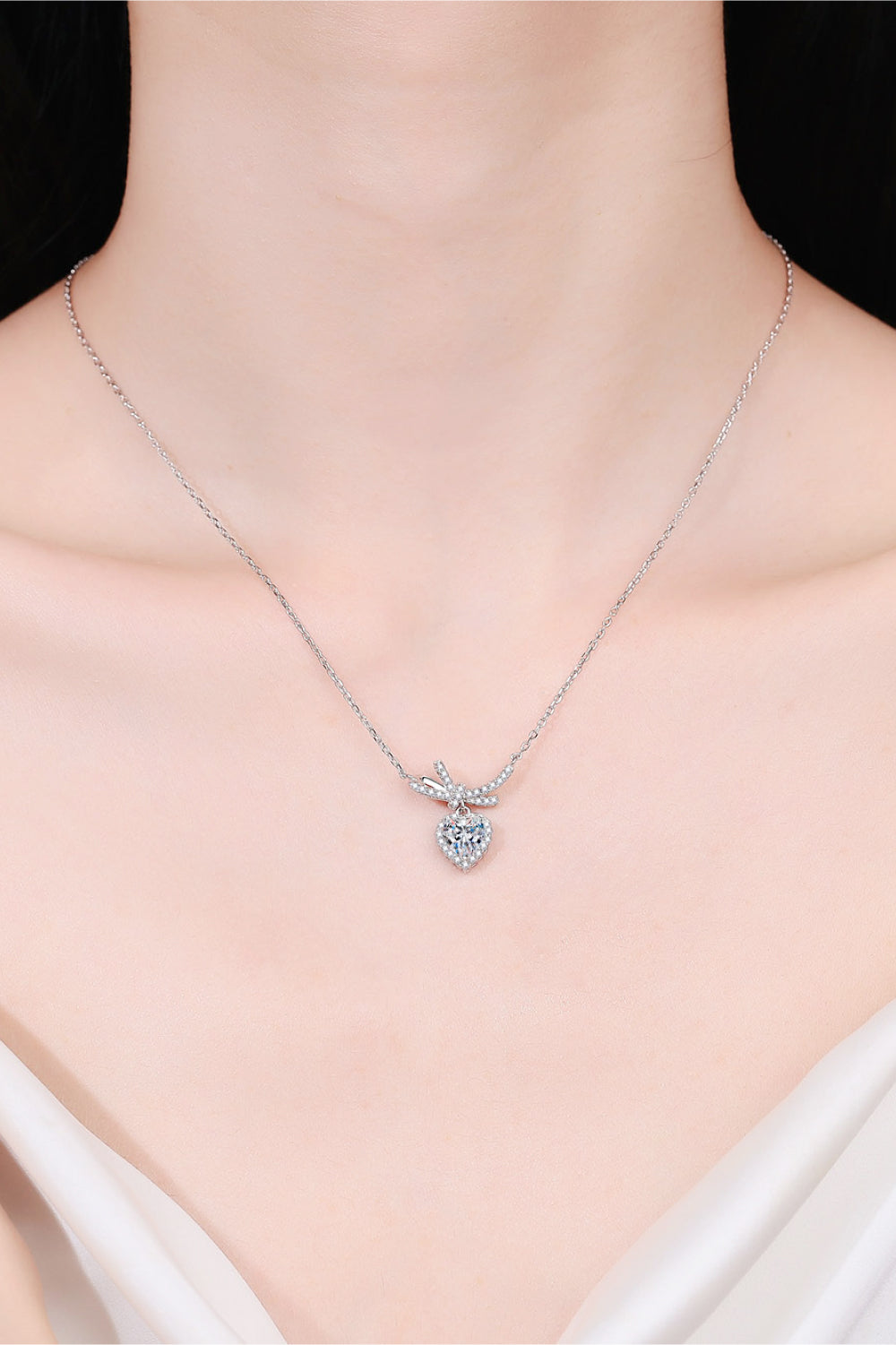 Women’s 1 Carat Moissanite Heart Pendant Necklace