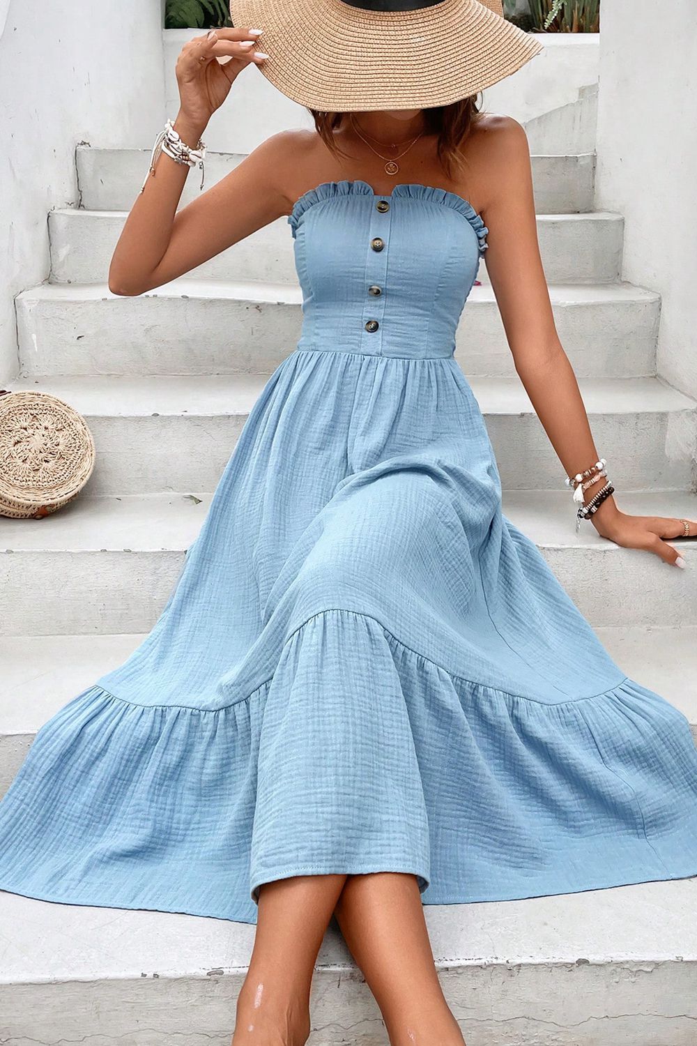 Women’s Sweetheart Neck Buttoned Sleeveless Midi Dress