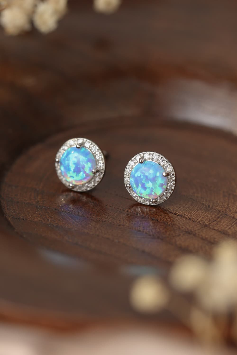 Women’s 925 Sterling Silver Platinum-Plated Opal Round Stud Earrings