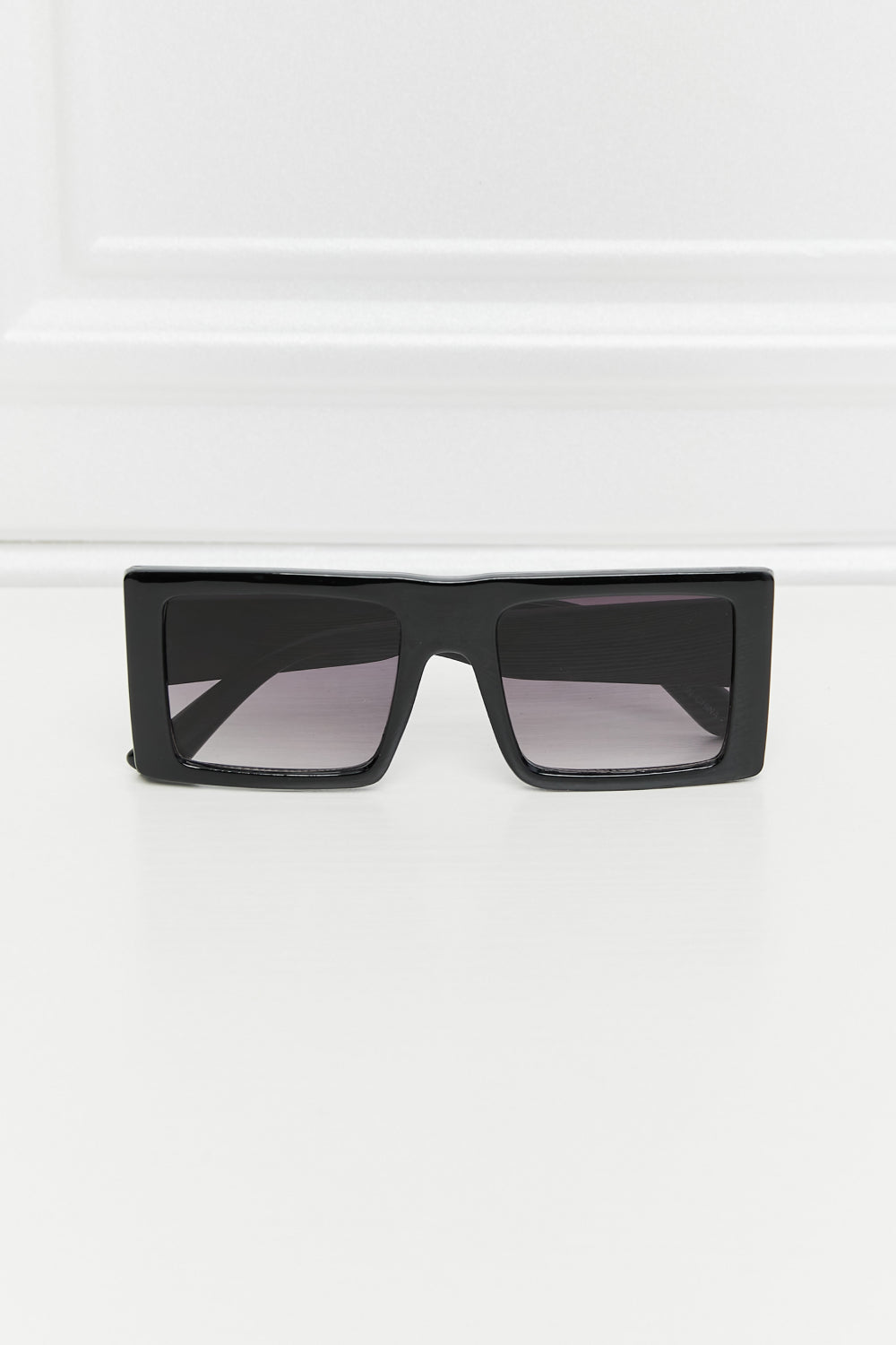 Women’s Square Polycarbonate Sunglasses