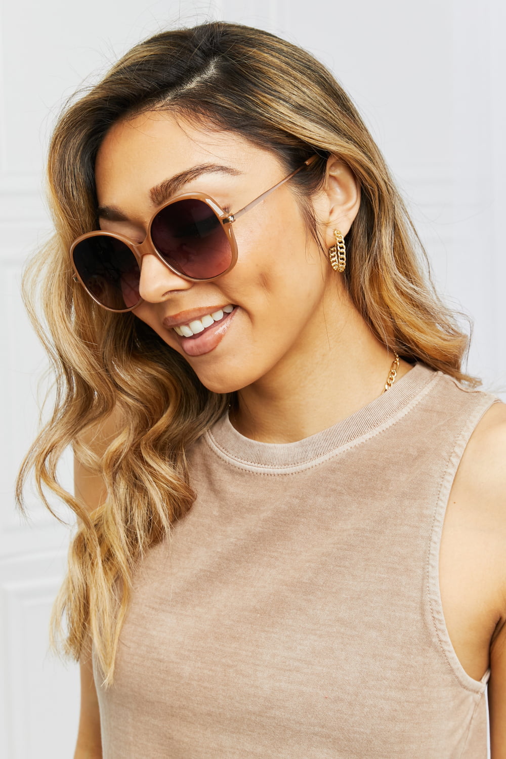 Women’s Metal-Plastic Hybrid Full Rim Sunglasses