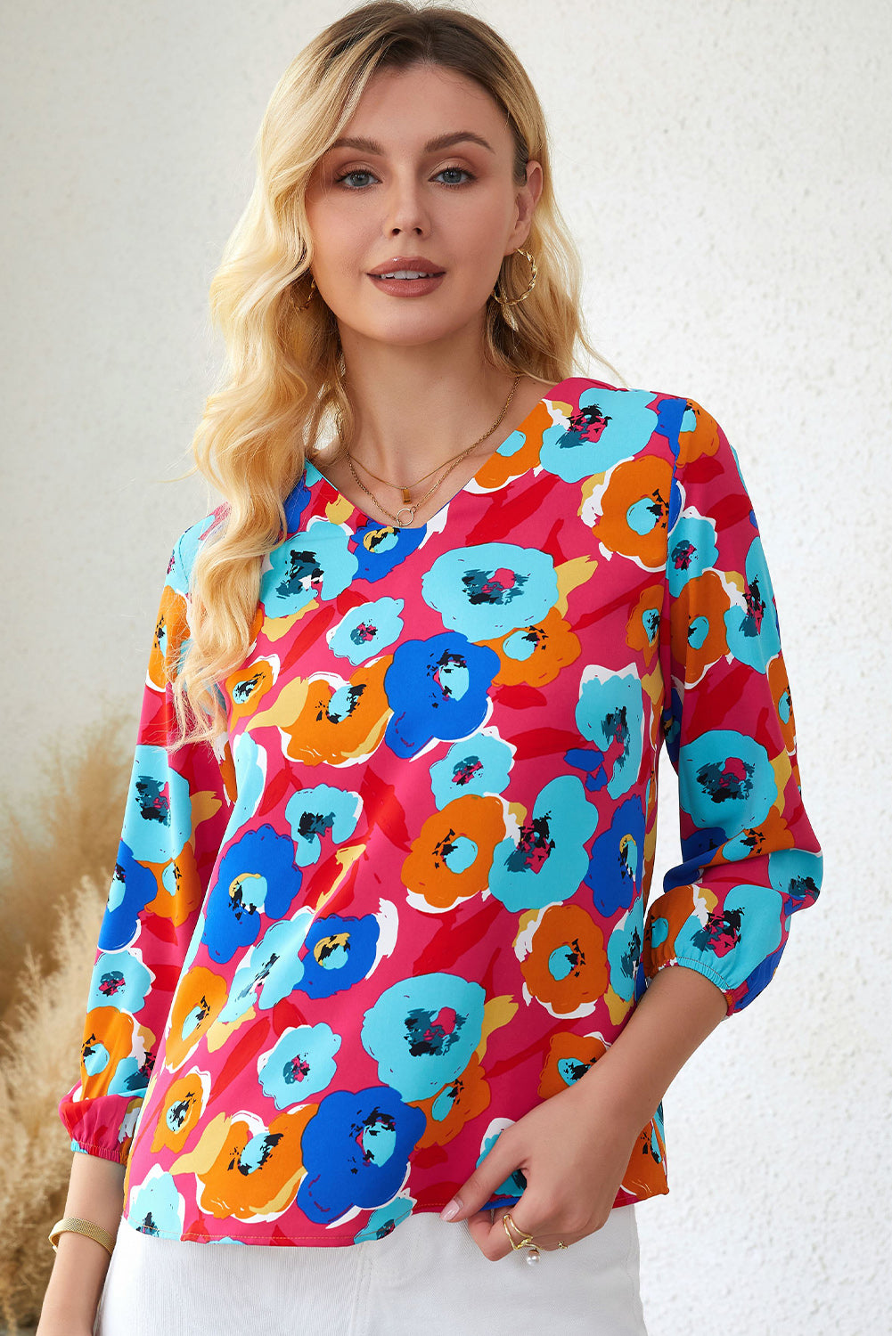 Women’s Floral V-Neck Three-Quarter Sleeve Top