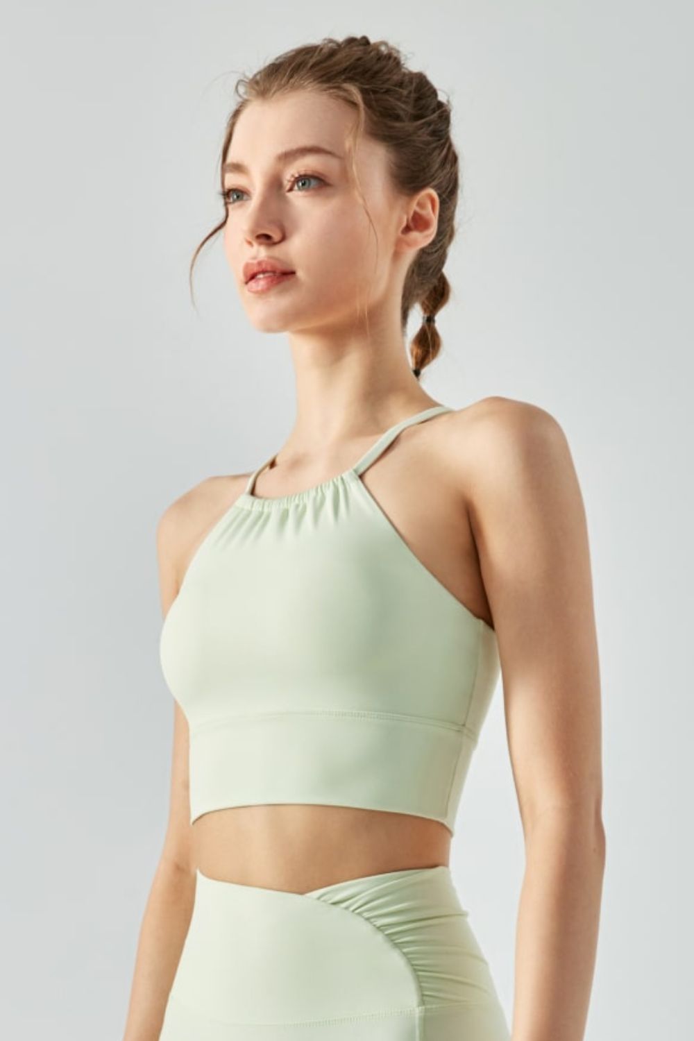 Women’s Crisscross Gathered Detail Cropped Sports Cami