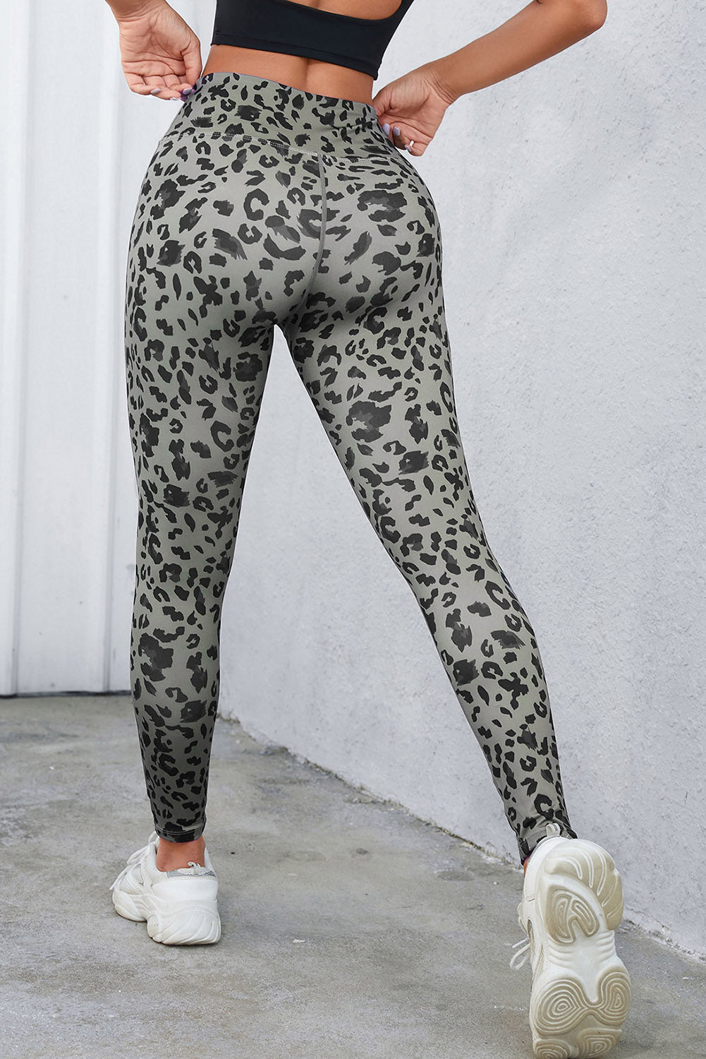 Women’s Leopard Print Wide Waistband Leggings