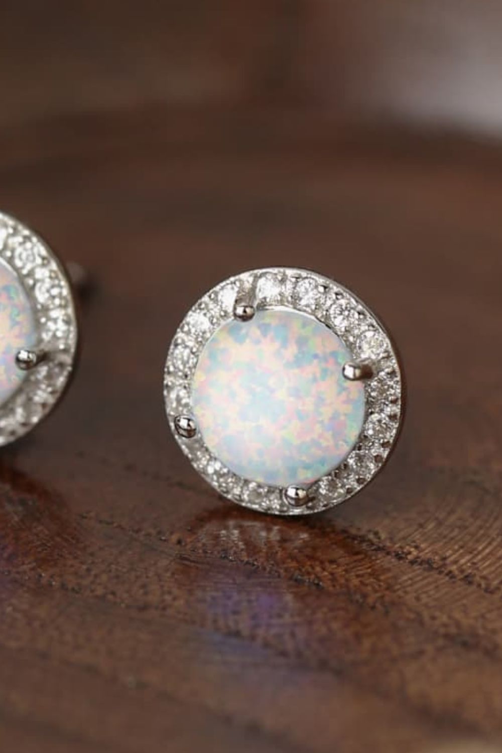 Women’s 925 Sterling Silver Platinum-Plated Opal Round Stud Earrings