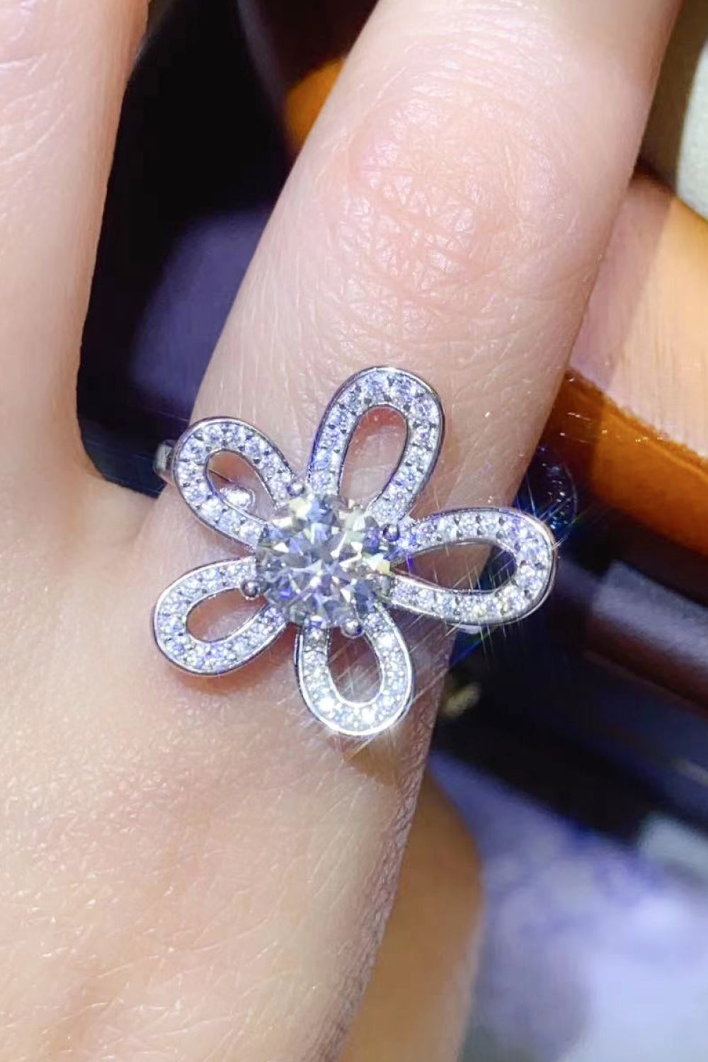 Women’s 1 Carat Moissanite Flower-Shape Open Ring