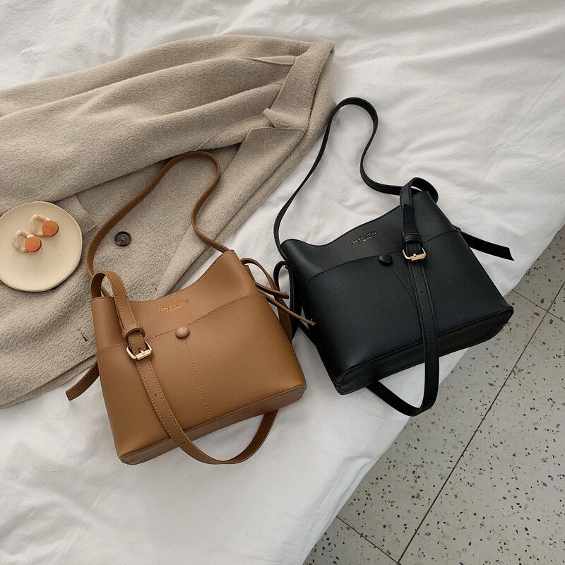 Women’s Soft PU Leather Crossbody Bag Large Capacity Size L 25.5x H 22x W 11cm
