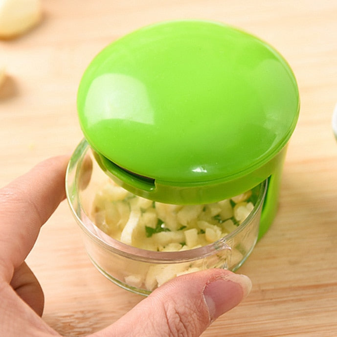 Plastic/Stainless Steel Garlic Press Crusher Slicer Grater Dicing Slicing  Kitchen Tool Dimensions 7x6x6.5cm