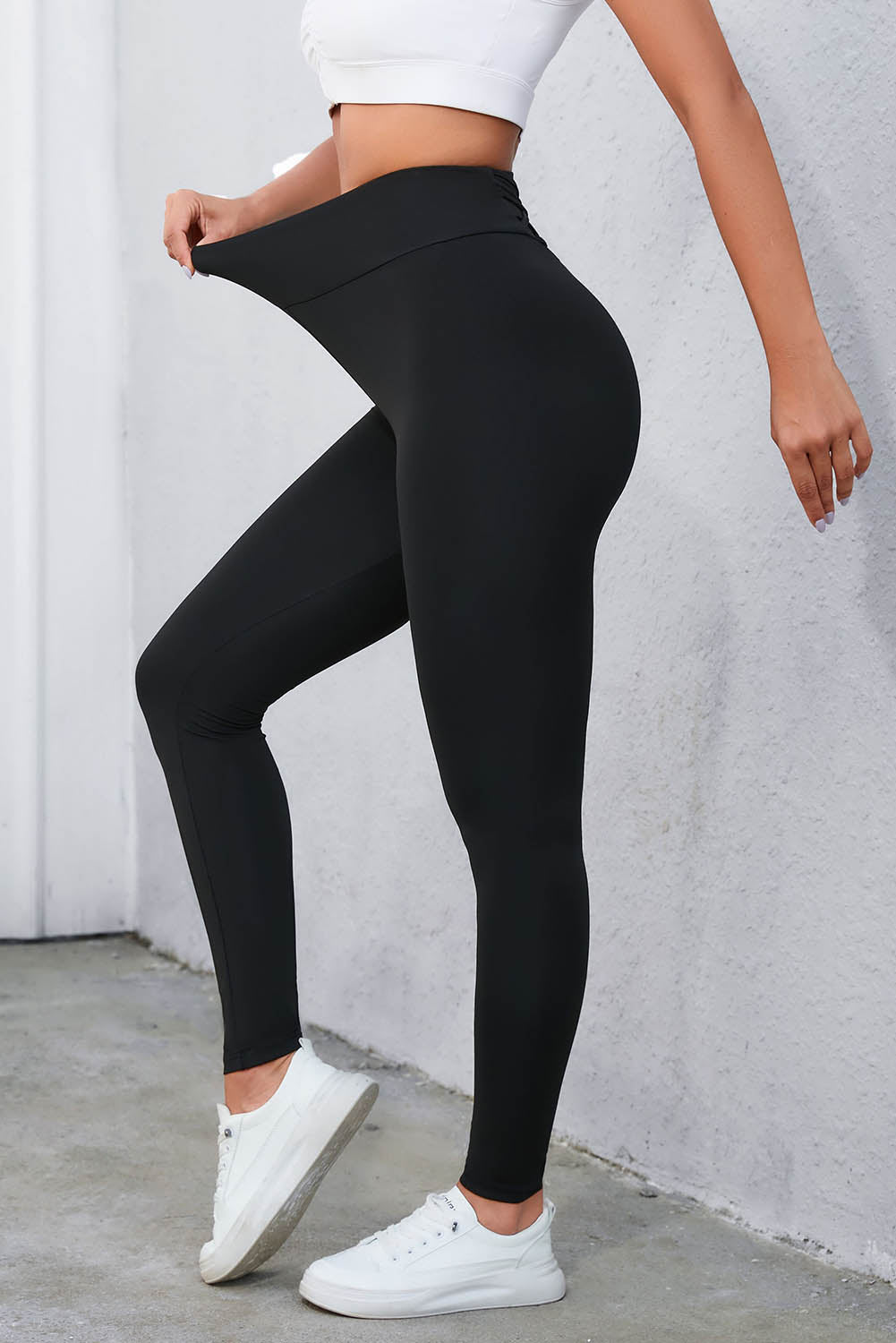 Women’s Crisscross Detail Wide Waistband Leggings