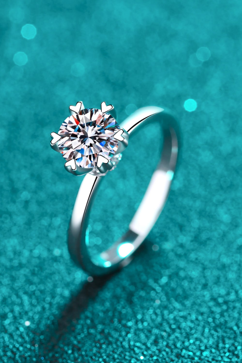Women’s Pleasant Surprise 925 Sterling Silver 1 Carat Moissanite Ring