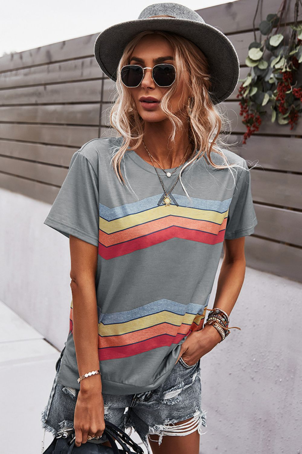 Women’s Multicolored Chevron Stripe Round Neck Side Slit T-Shirt