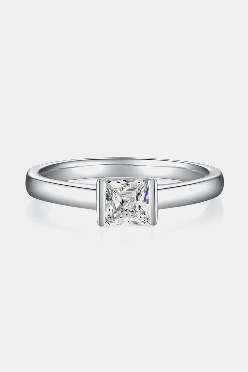 Women’s Moissanite 925 Sterling Silver Solitaire Ring