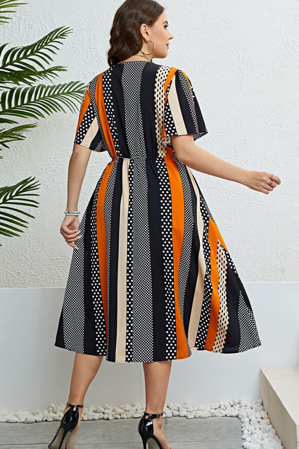 Women’s Mixed Print Striped Flutter Sleeve Dress