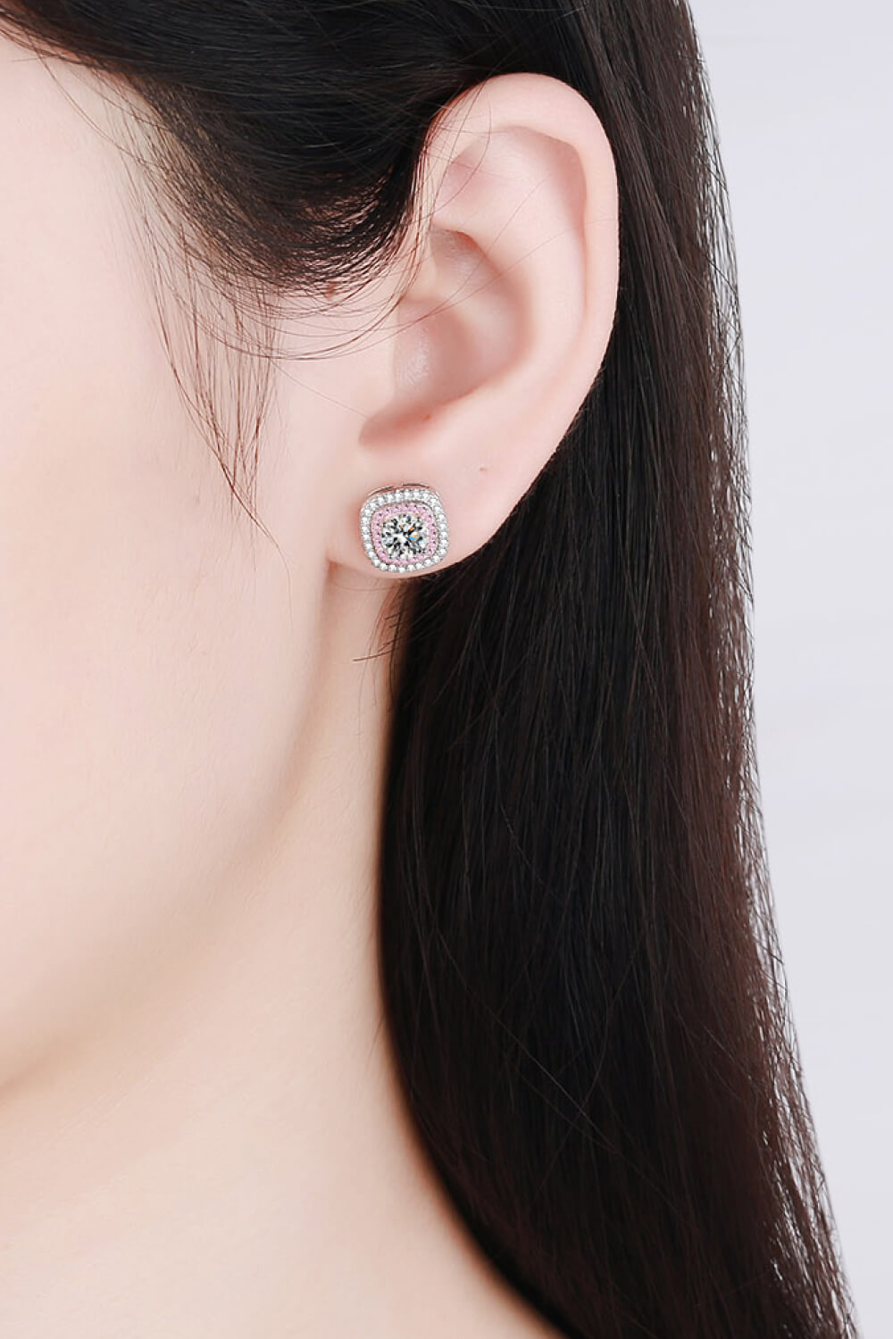 Women’s Geometric Moissanite Stud Earrings