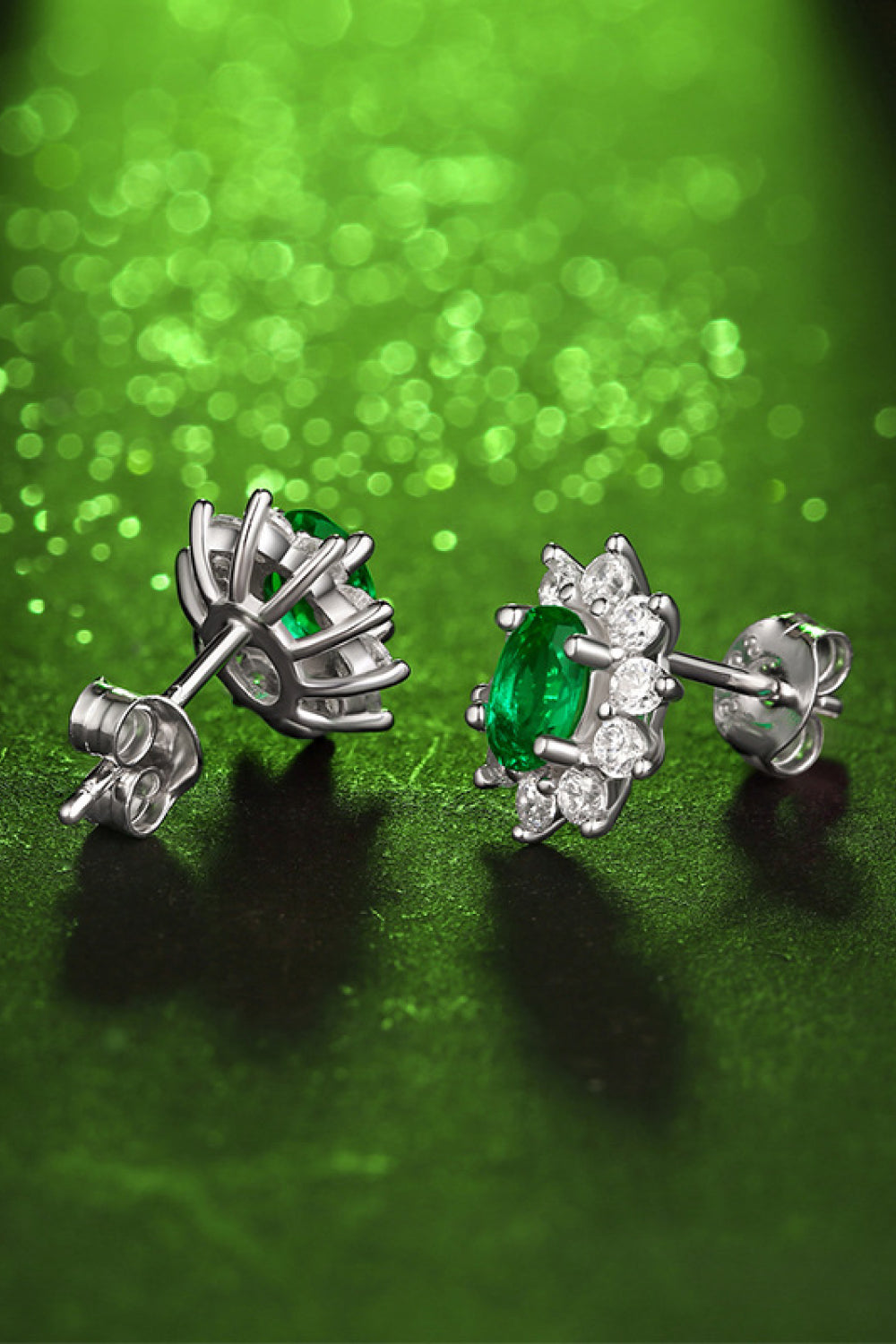 Women’s 1 Carat Lab-Grown Emerald Stud Earrings