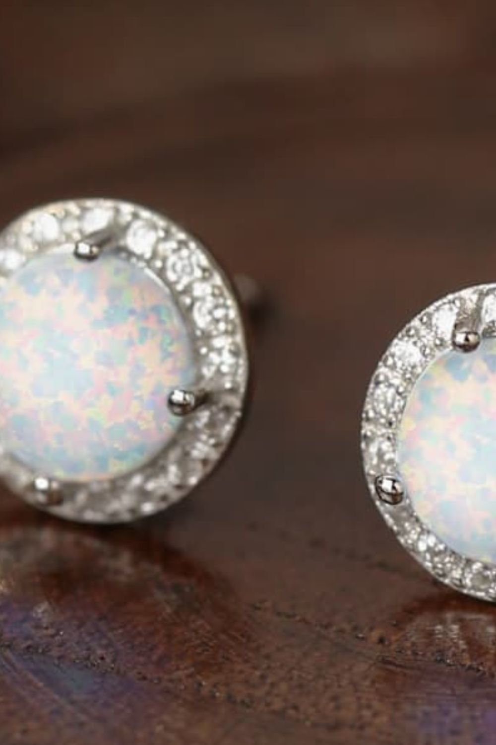 Women’s 925 Sterling Silver Platinum-Plated Opal Round Stud Earrings